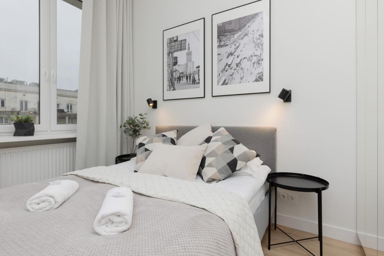 Spacious Apartment With Panoramic View Of Warsaw By Noclegi Renters Kültér fotó